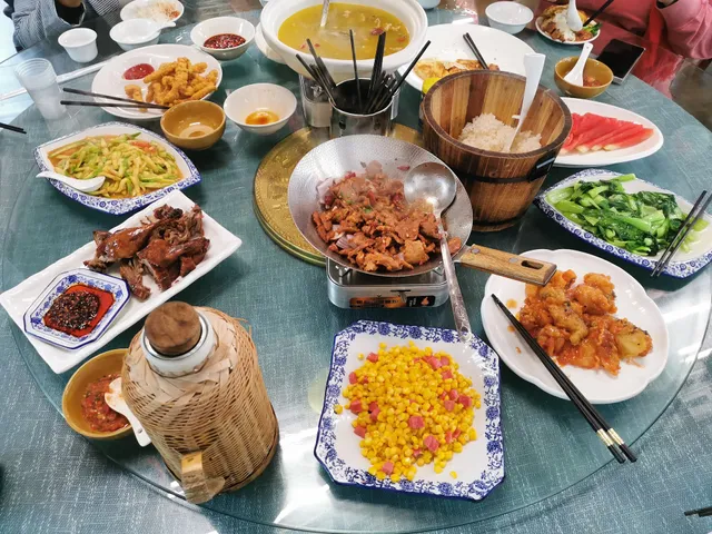 Tujia Restaurant