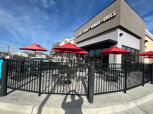 East Coast Wings + Grill