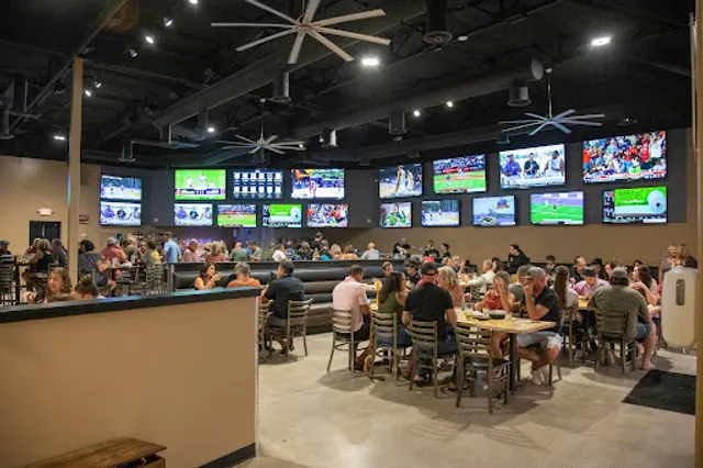 The Hub Grill and Bar