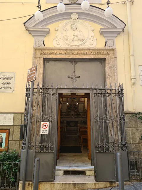 Chiesa di Santa Maria Francesca delle Cinque Piaghe