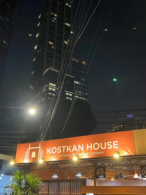 Kostkan House