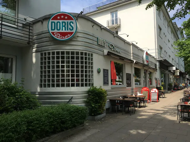 Doris Diner