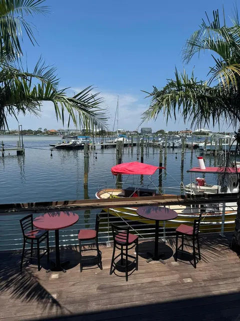 The Squeeze at the beach