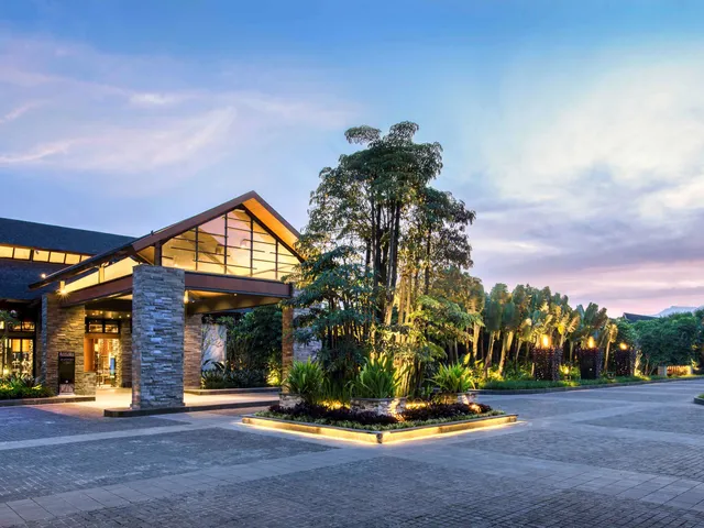 Pullman Ciawi Vimala Hills Hotel