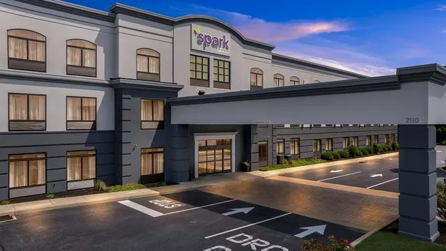 Spark by Hilton Lancaster Dutch Country