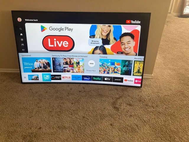 Big Screen Service Center