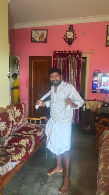 L J IYENGAR BAKERY AND SWEETS SUNIL KUMARA