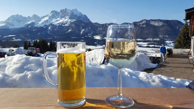 Webern Ski & Board Bar