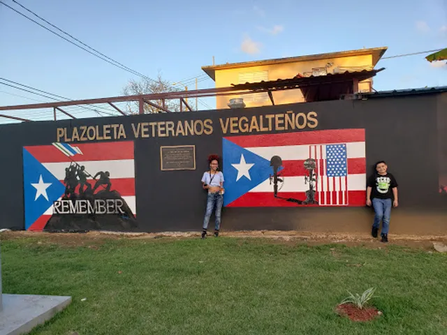 El Paseo: Restaurant and Sport Bar