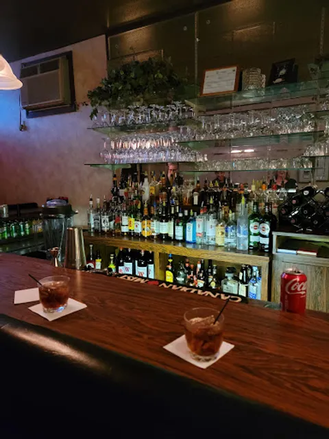 Lucchesi's Restaurant