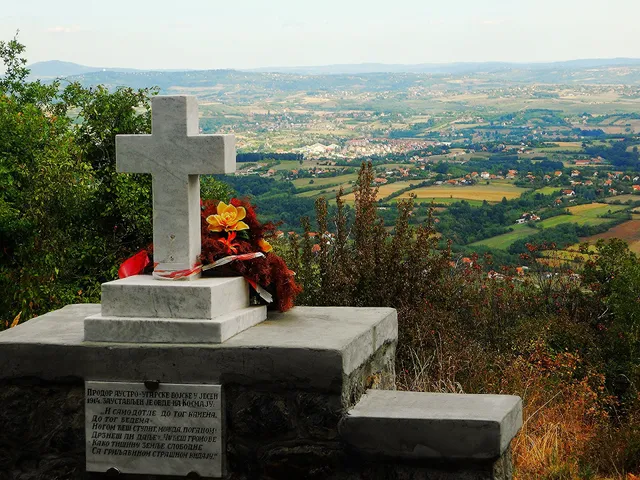 Spomen kosturnica na Belom kamenu - Memorijal Prvi Svetski rat