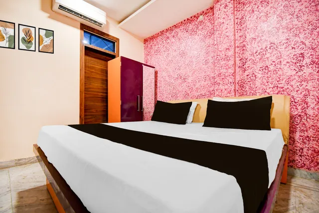 Hotel O Brij Inn and Banquets