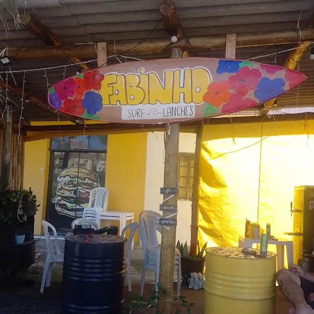 Fabinho Surf Lanches e porções .