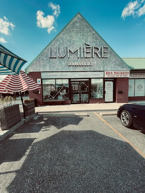 Lumière Pâtisserie