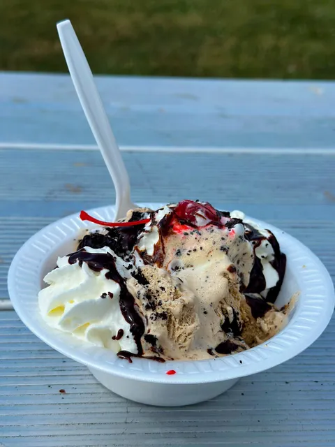 Mountain Top Ice Cream Shop