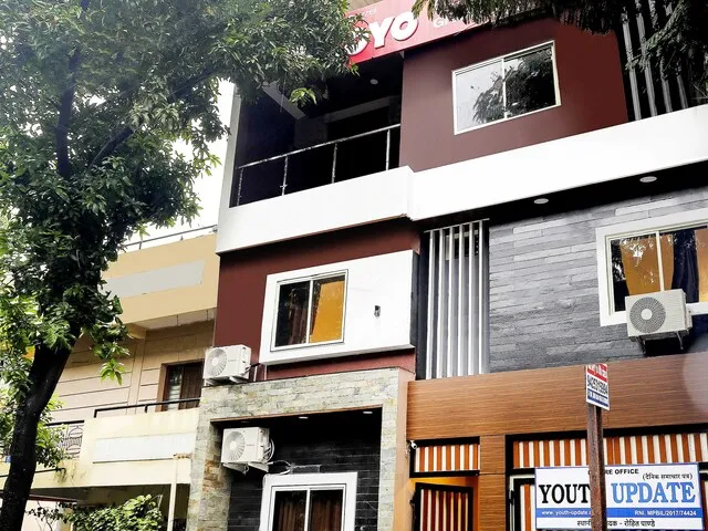 Collection O Grand stay