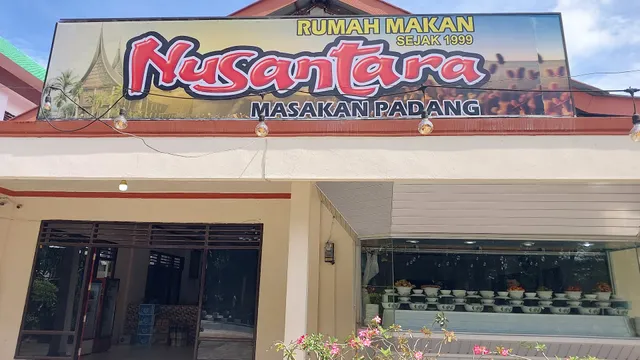 Rumah Makan Padang Nusantara