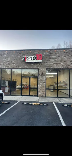 1st & 10 Sports Cards