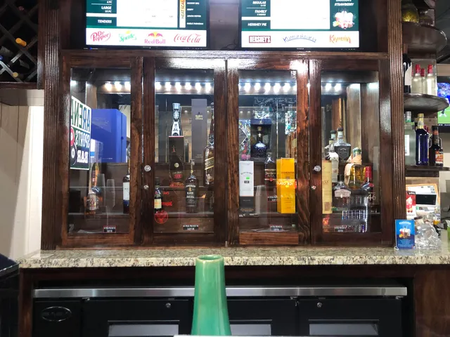 Arena Sports Bar And Pool Hall