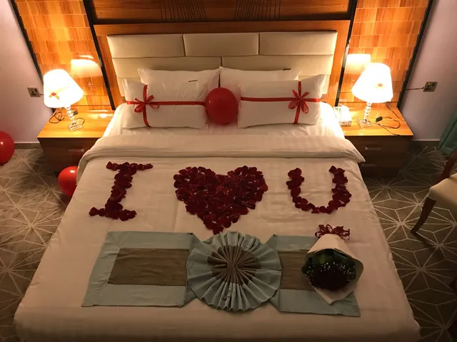 OYO 357 Blue Diamond Hotel