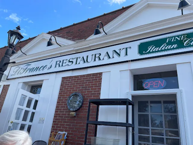 DiFrancos Restaurant