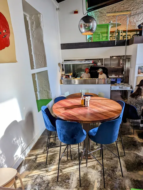 NONNAS TEETH & TOMATOES PIZZA