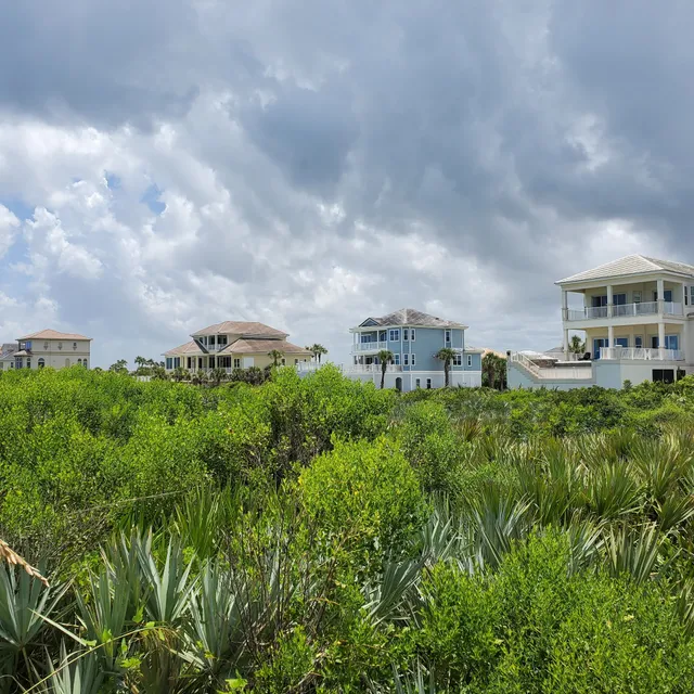 Tiki Tides Beach House Rental