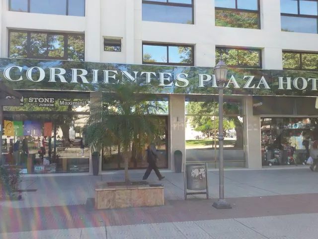 Corrientes Plaza Hotel