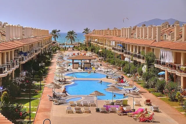 Sunset Beach Resort Aqua Lettings