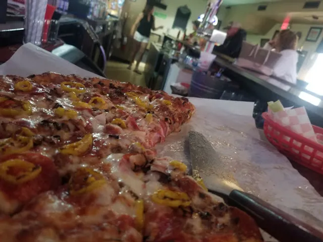 Roadside Pub & Grille - Medina, OH