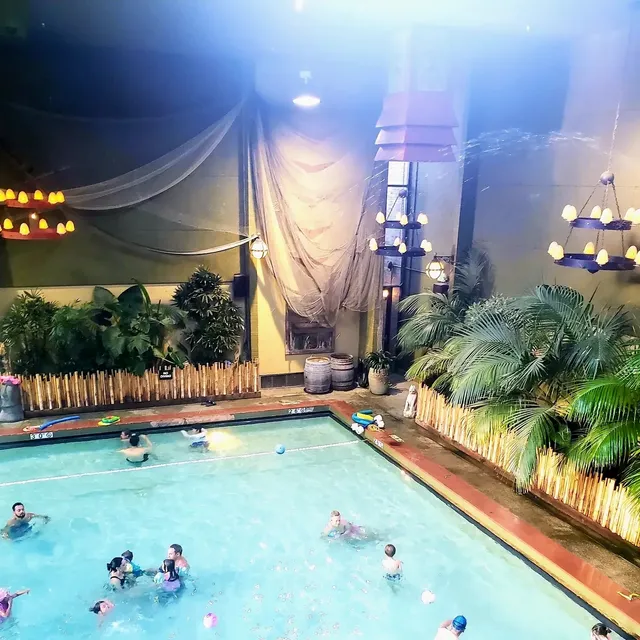 McMenamins North Shore Lagoon Swimming Pool