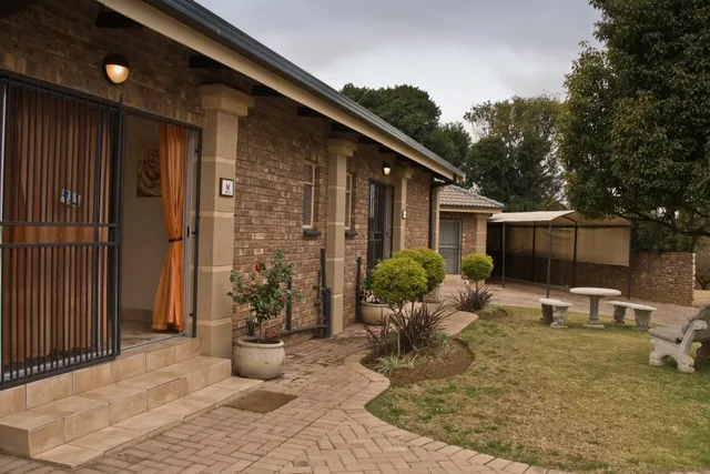 Pillars Accommodation