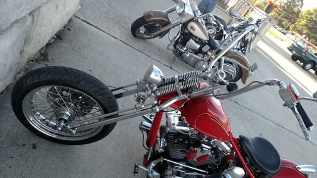 Cuzn'z Bar and Grill