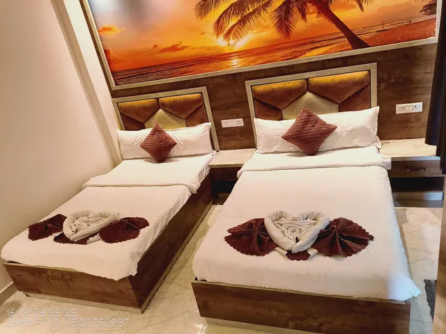 HOTEL DEV VANSHI PALACE