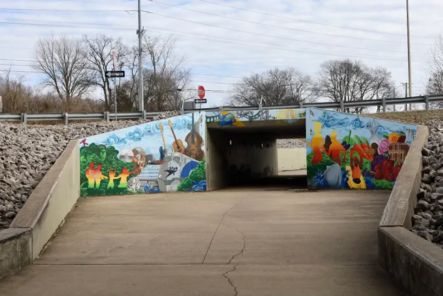 Shelby Bottoms Greenway Trailhead