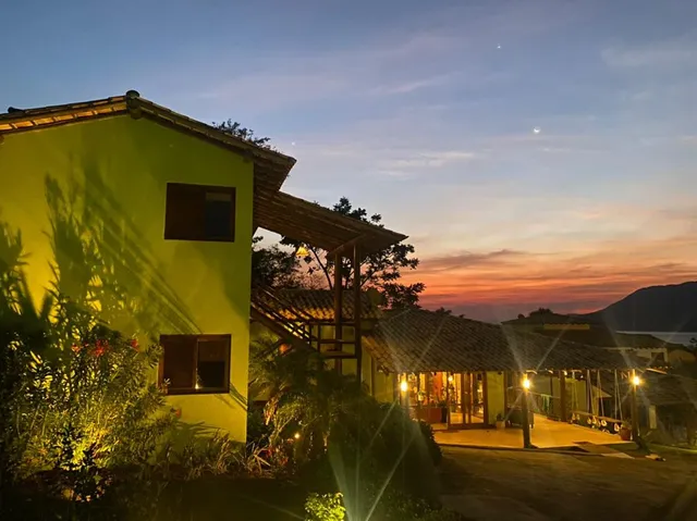 Pura Vida Guest House