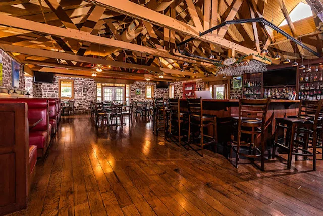 Spring Hollow Bar & Grille