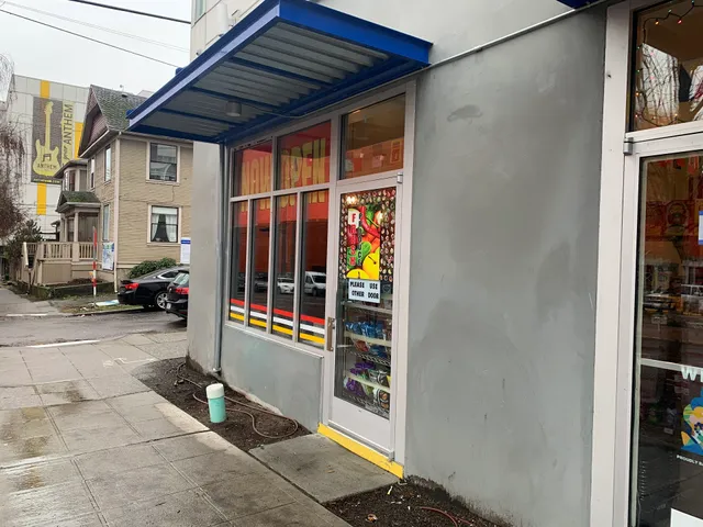 Capital International Deli