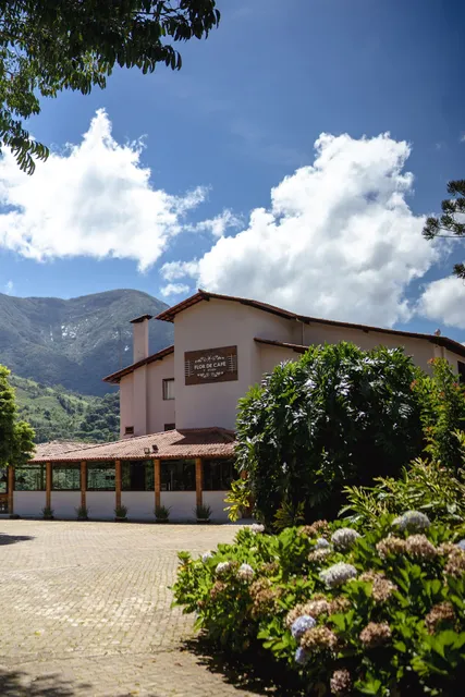 Flor de Café - Pousada e Cafeteria