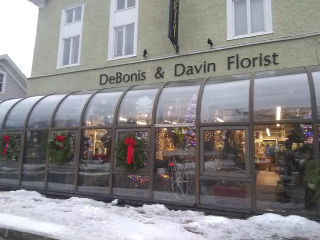 Debonis And Davin Florist