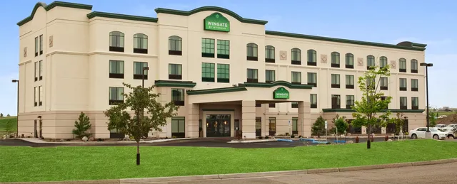 Wingate by Wyndham Bismarck