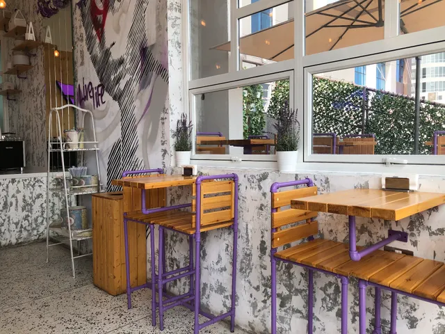 LIVE LIFE (Mahboula)