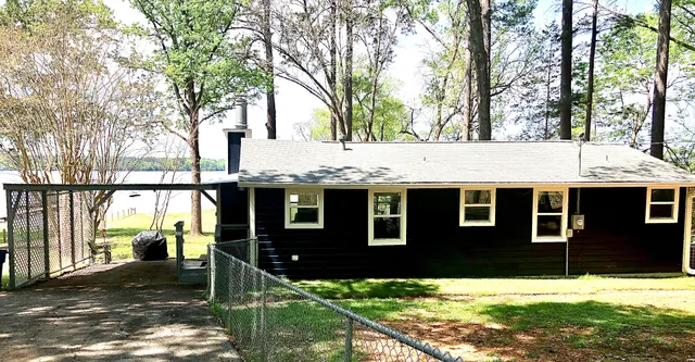 Catfish Cove Lake Striker