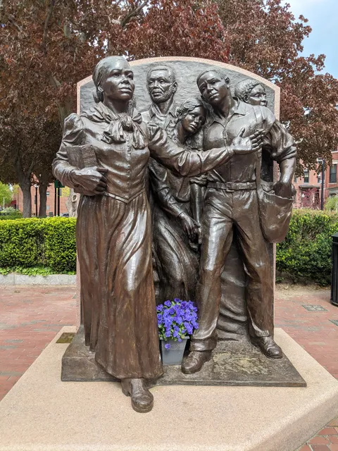 Harriet Tubman Memorial - Step On Board