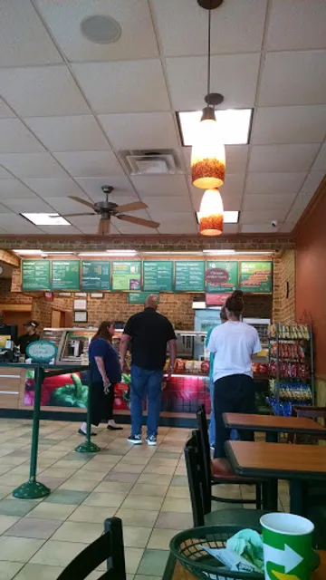 Subway - Farmingville - 46087