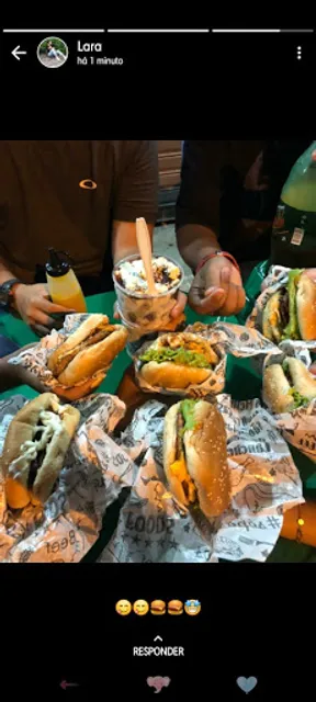 Açaí e lanche da Carol