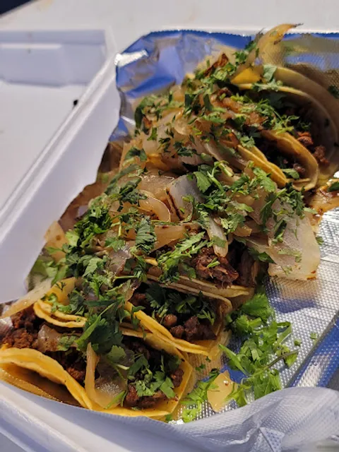 Tacos El Tri