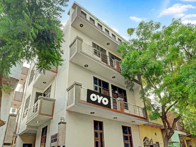 OYO Flagship Vrinda Dhaam