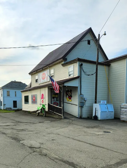 Beals Country Store Oakfield