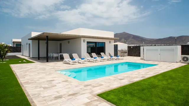 Blancazul Apartments & Villas